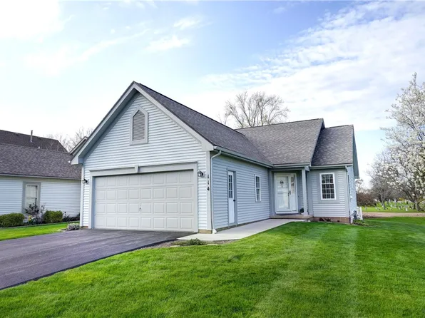 114 Cranbrook Ter, Webster, NY 14580