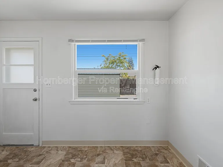 5628 N Assembly St — Photo 9