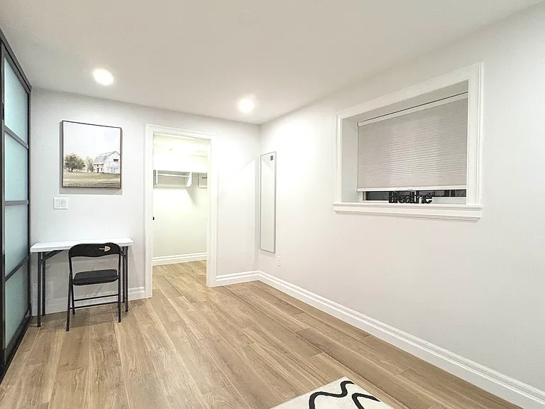23a Ave — Photo 9
