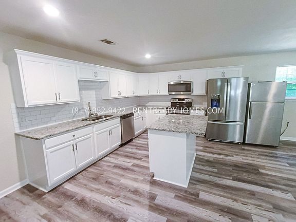5th image of 16819 Shady Trail Dr