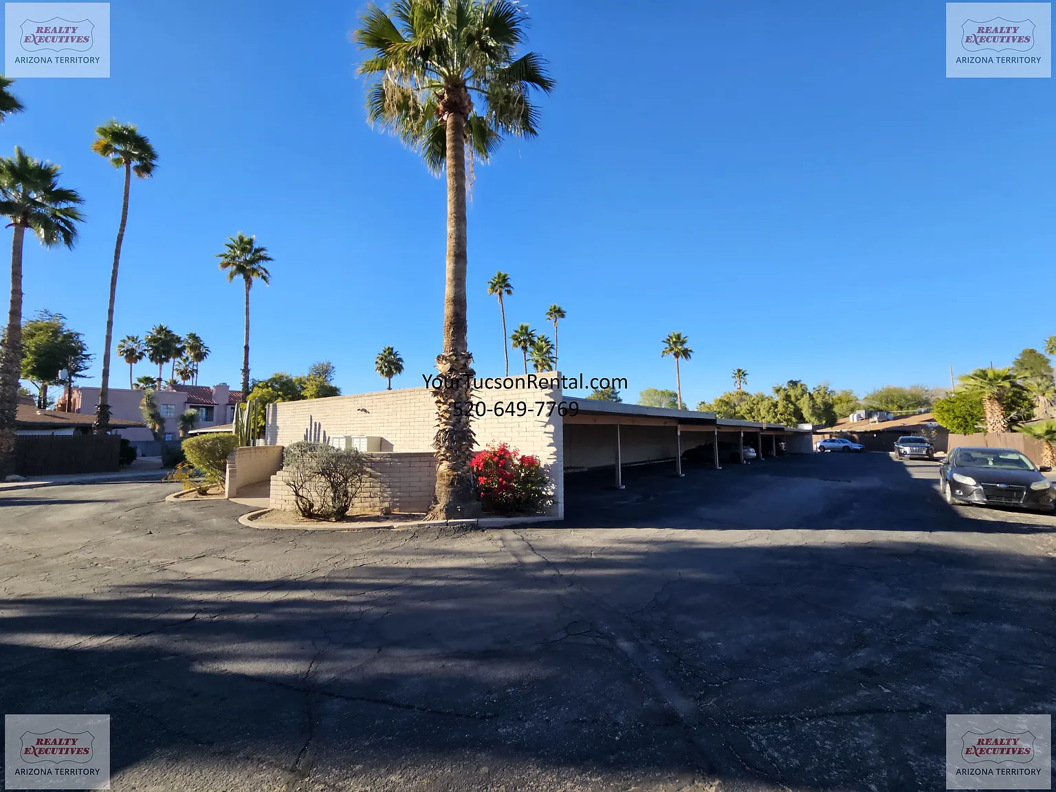 Country Club Road North Apartments — Photo 1