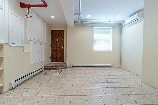 Rented by Bold New York | media 6