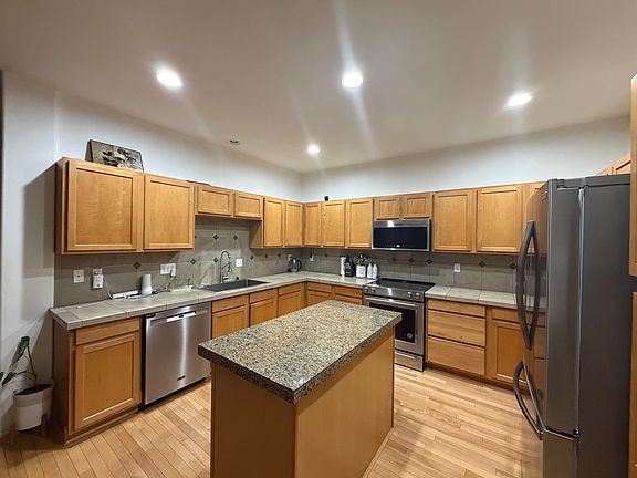 5th image of 6226 Elizabeth Ave SE