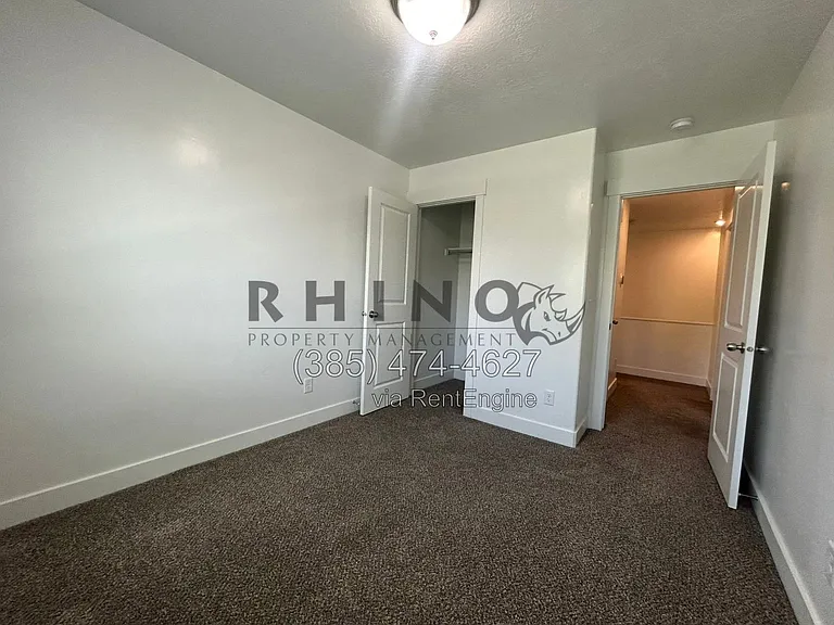 352 E 1850 N #13 — Photo 6