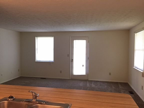 4th image of 8139 Mount McKinley Dr