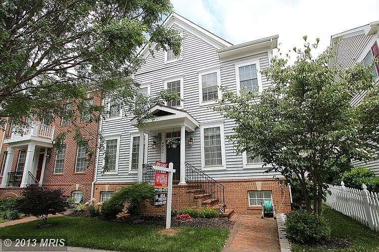 1st image of 403 Garden View Way