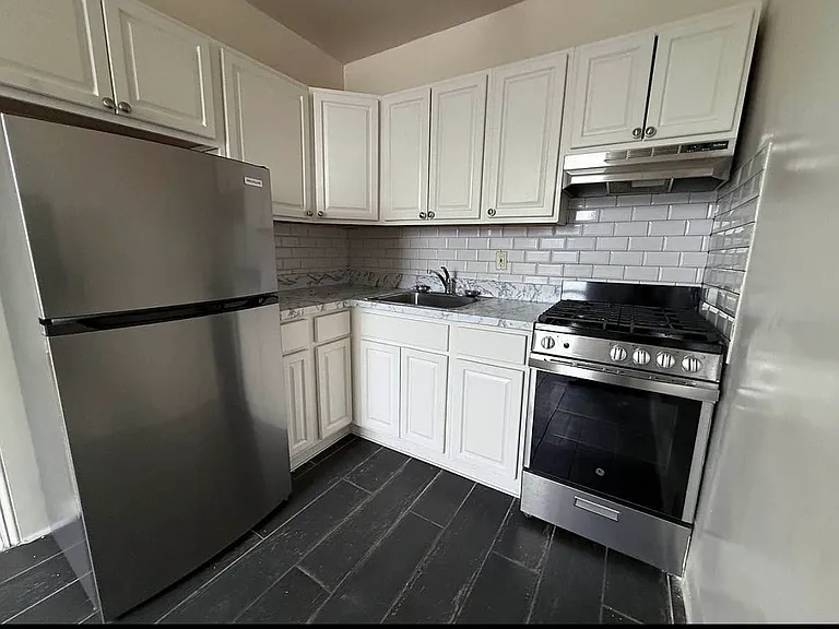 39-26 62nd St #3B — Photo 2