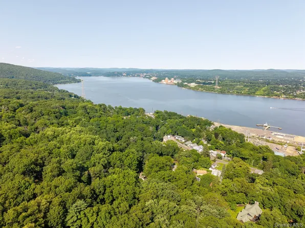101 Rosetown Road, Stony Point, NY 10980