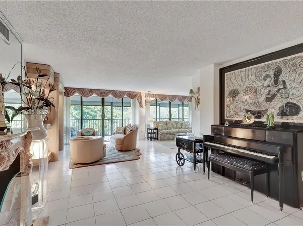 2812 N 46th Ave APT G474, Hollywood, FL 33021