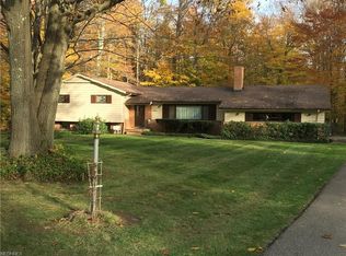 15841 Sylvan Rd, Chagrin Falls, OH 44022