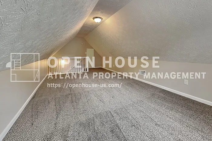 70 Leighs Grove Way — Photo 17