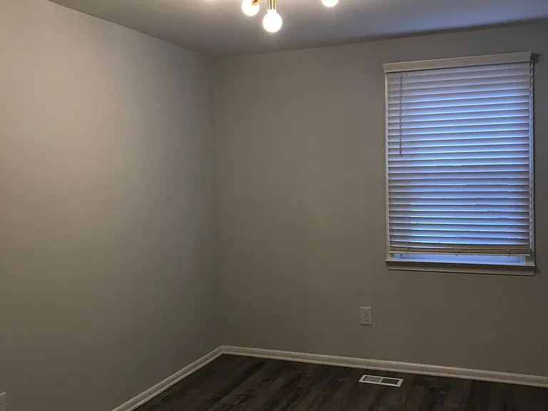 650 Parlin St #1 — Photo 8