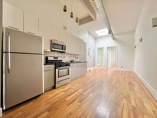 Rented by Doorway NYC, LLC | media 8