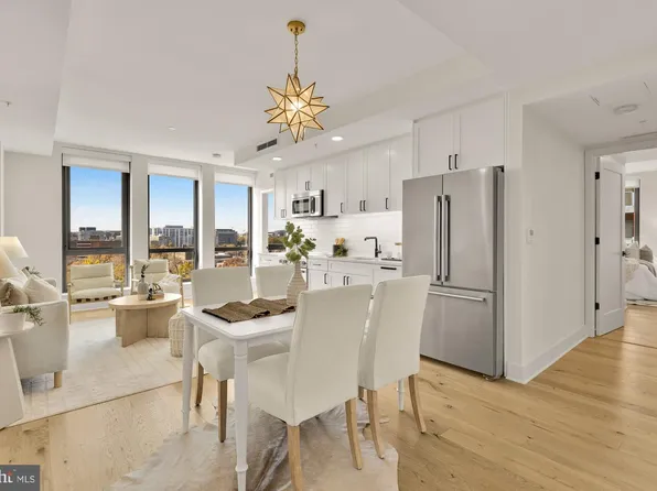 1211 Van St SE APT 718, Washington, DC 20003