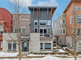 7417 Battery Park Blvd, Cleveland, OH 44102