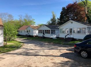 90 R White Horse Rd, Plymouth, MA 02360