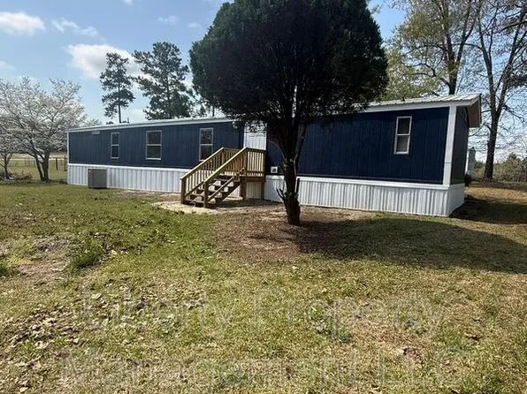 21 Hill Side Ln, Sanford, NC 27332