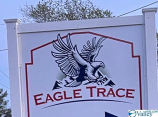 6212 Eagle Point Cir SE, Owens Cross Roads, AL 35763