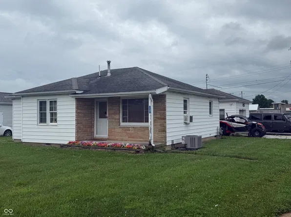 1504 N East St, Greensburg, IN 47240