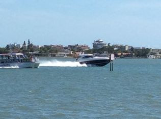 7032 S Shore Dr S, South Pasadena, FL 33707