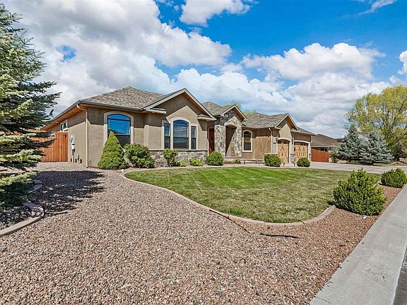 2nd image of 66360 Crestview Drive