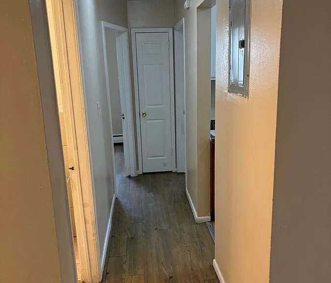 1015 York Ave #18 — Photo 4