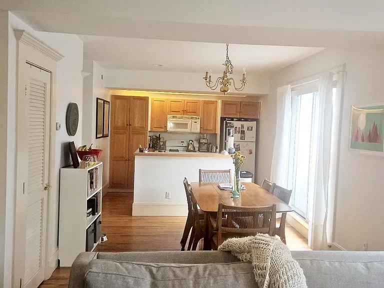 View back to kitchen (Furnished)