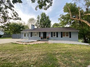 137 Calvert Dr, Paducah, KY 42003