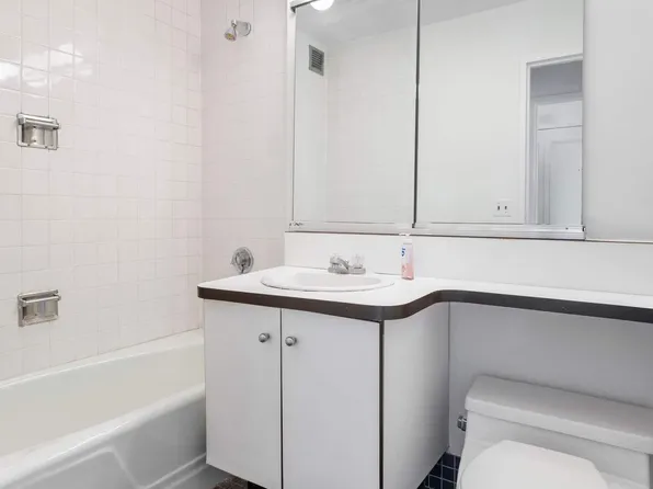 50 East 89th Street image 15 of 21