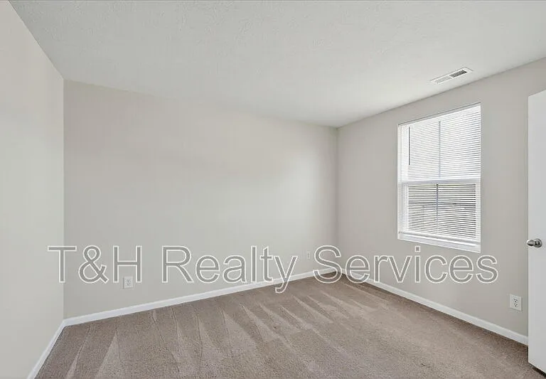 40 N Fairfield Dr — Photo 32
