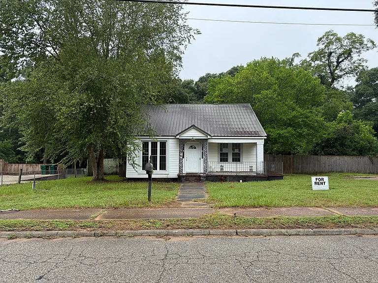 528 Newton Ave — Photo 18