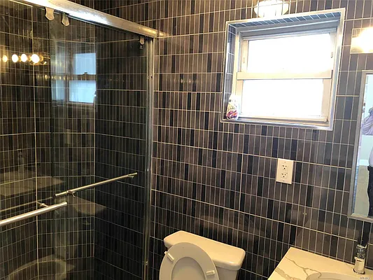 Rented by Exit Realty One | media 8