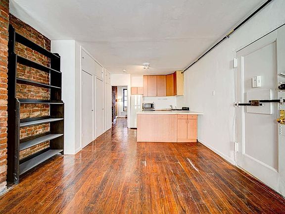 2nd image of 498 6th Ave #3