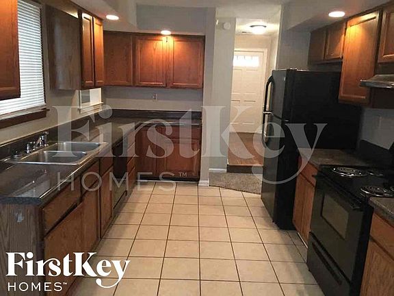 4th image of 6715 Valley Bend Dr