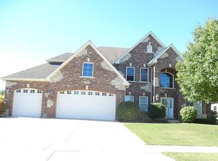 1092 E Spring St, Yorkville, IL 60560