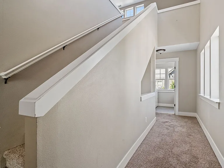 1064 SE Leonel Ln — Photo 34