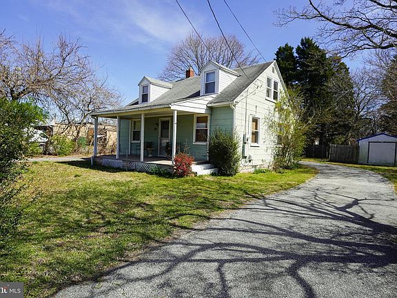 2nd image of 105 Civic Ave
