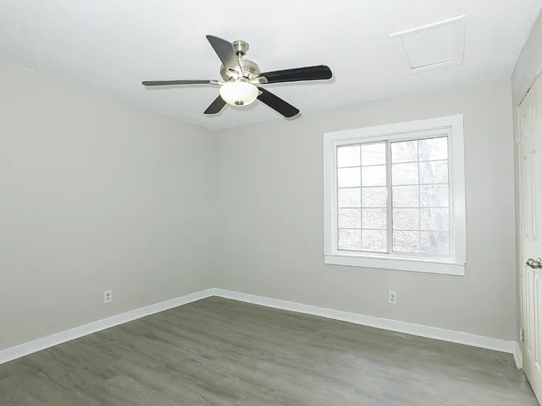 2055 Alison Ct SW #7 — Photo 6