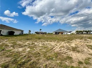 401 Kismet Pkwy W, Cape Coral, FL 33993