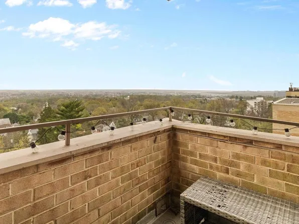 2800 Wisconsin Ave NW APT 1002, Washington, DC 20007