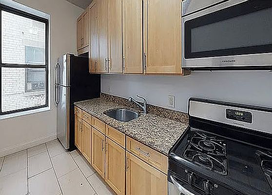 1st image of 700 W 180th St APT 26