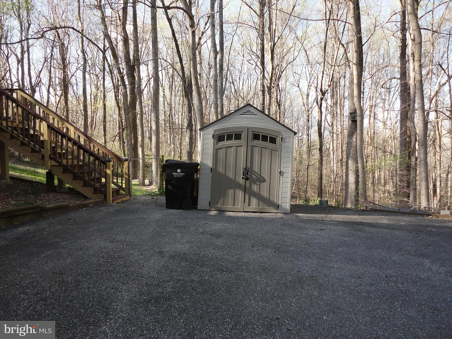 4 bed, 4.0 bath, 1896 sqft, $3,200 — Photo 4