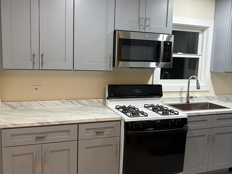 New kitchen ( new stove was just delivered!)