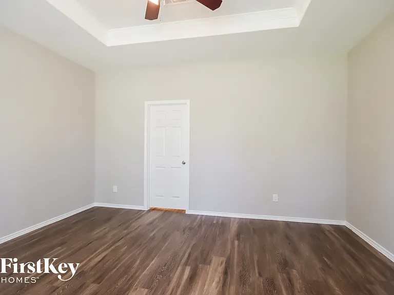 2092 Lost Timbers Dr — Photo 8