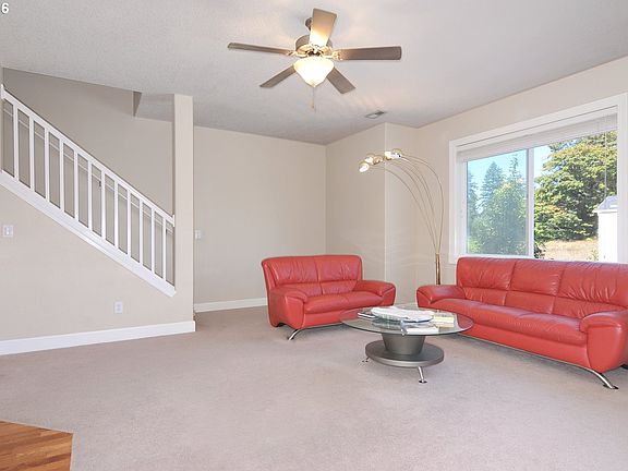 4th image of 3413 NE 80th St