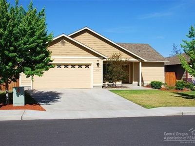 2635 NE 9th St, Redmond, OR, 97756