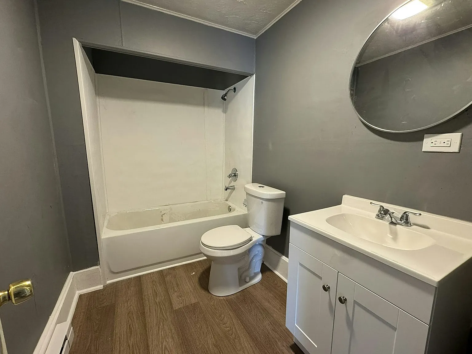 158 Main St, Unit 3 — Photo 2