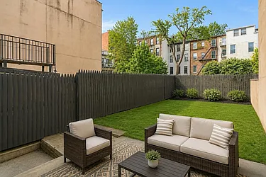 214 6th Street, #1
