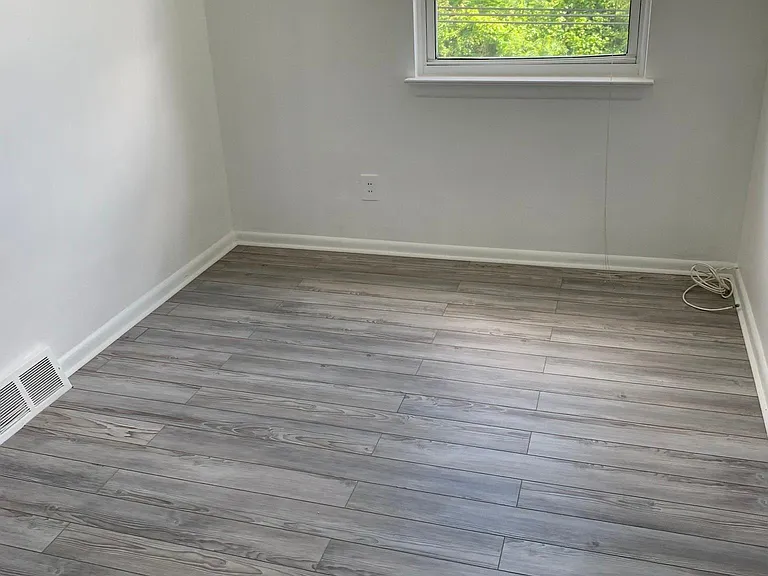1323 Bruce Rd #D — Photo 4