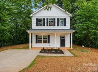 1327 4th St, Statesville, NC 28677